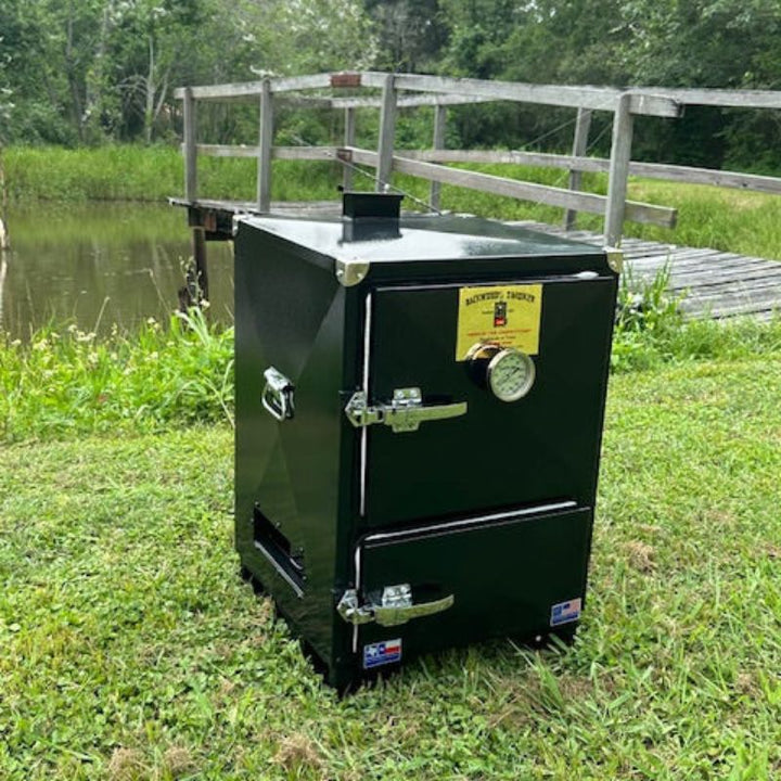 Backwoods Little Chubby Smoker side view