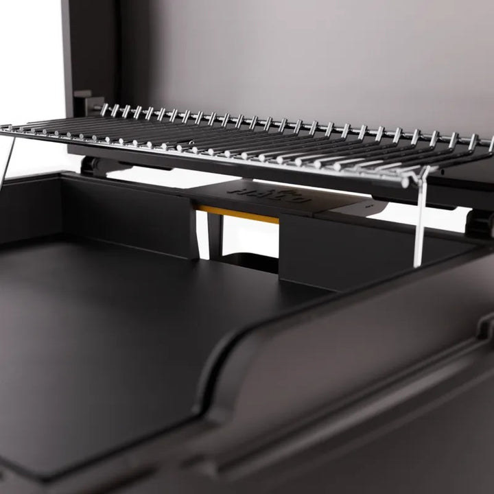 Halo Elite2B Outdoor Griddle back of griddle