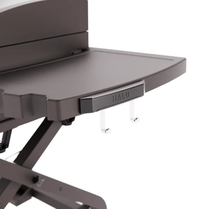Halo Elite2B Outdoor Griddle side table hooks on cart