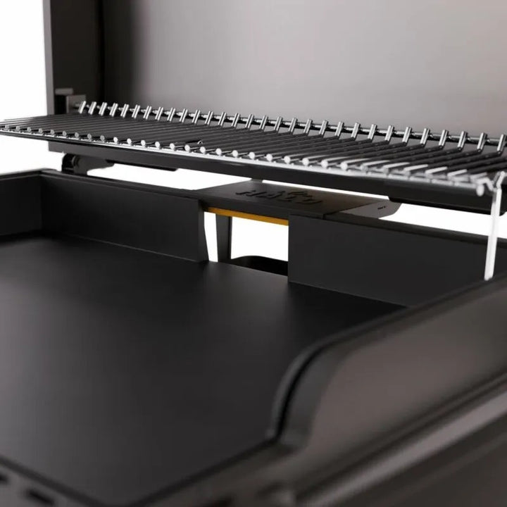 Halo Elite3B Outdoor Griddle back of griddle