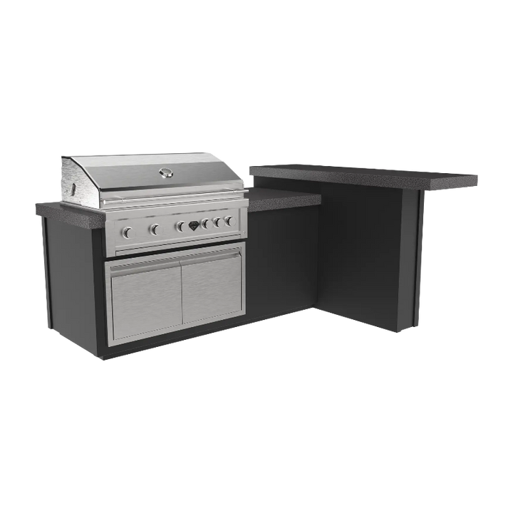 A Luxe 96L R BBQ island with a 42" Diamond grill. 