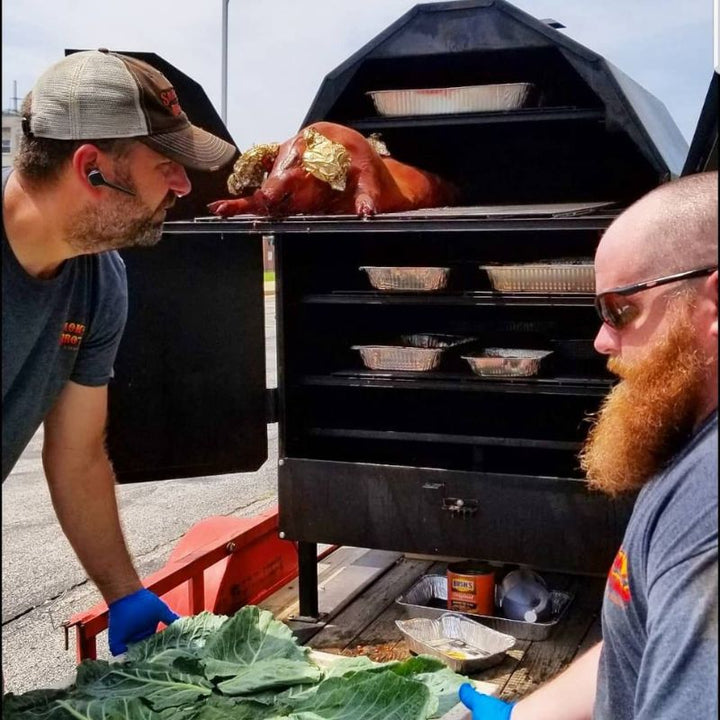 Smokin Brothers Commercial Shack whole hog