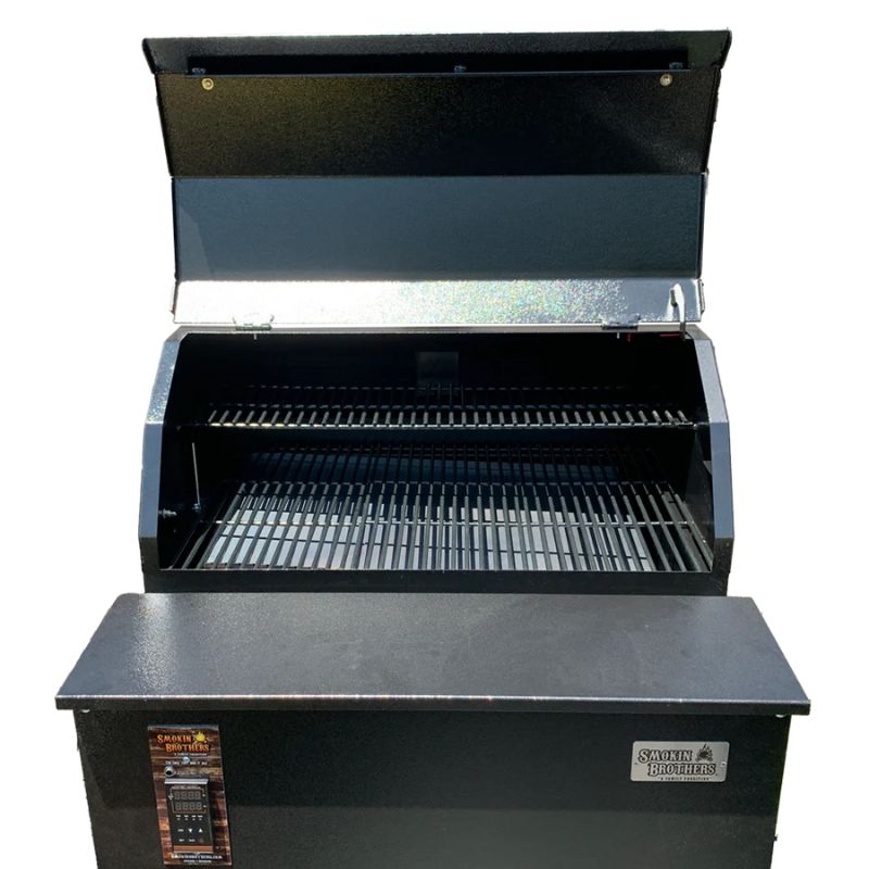 Smokin Brothers Premier Pellet Grill 30 inch front closeup